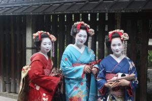 Japan cliches geisha