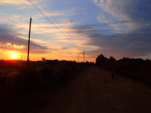 zambia sky africa sunset　学校　アフリカ　夕日